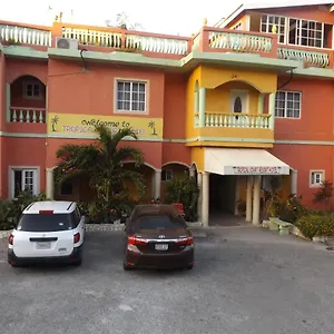 Tropical Court Montego Bay